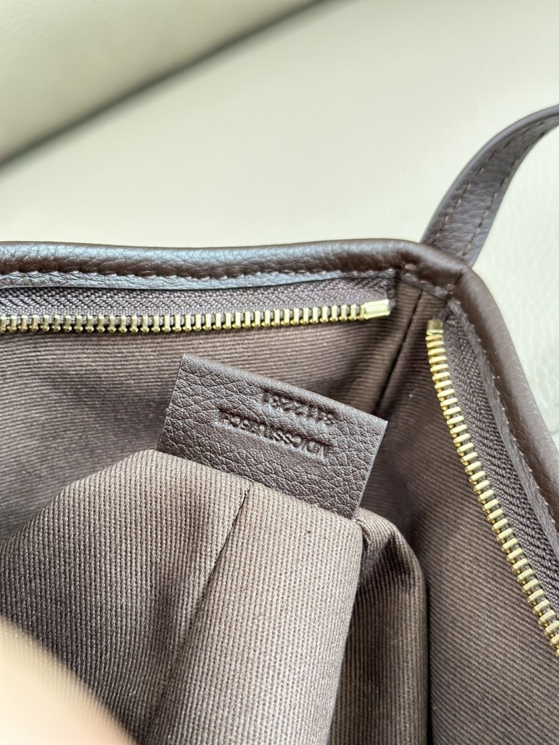 Bv*b*rry satchel bags